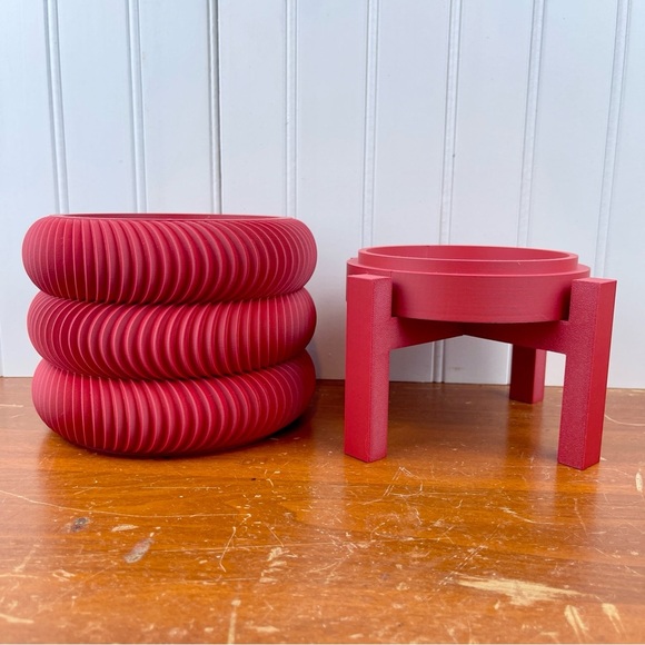 The Maro Planter Pot, Flower Pot, Indoor Planter w/ Drainage Tray - Picture 6 of 8